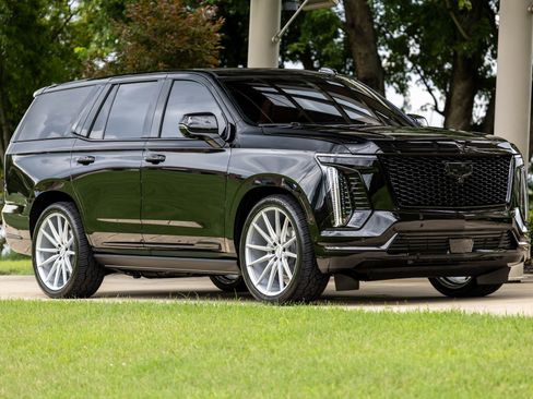 Used 2026 Cadillac Escalade Sport w/ Touring Package AWD/4WD image 10