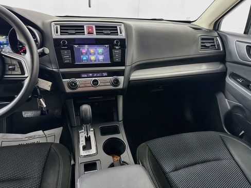 Used 2018 Subaru Outback 2.5i AWD/4WD image 27