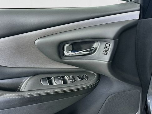 Used 2020 Nissan Murano SL FWD image 18