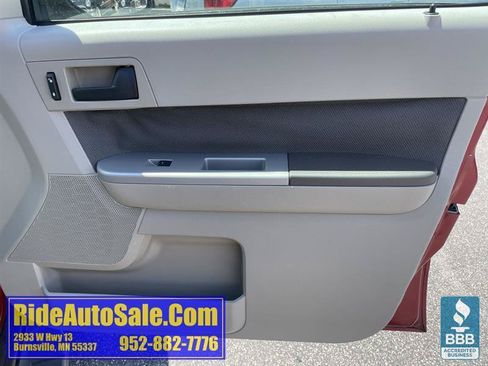 Used 2010 Ford Escape XLT AWD/4WD image 13