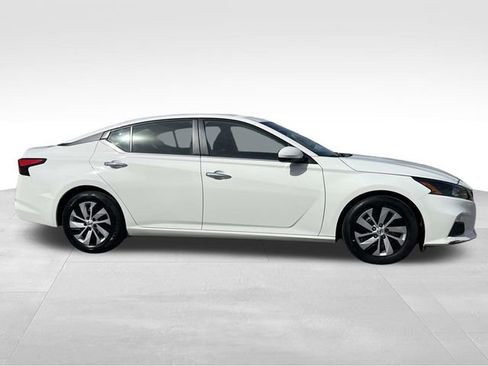 Used 2022 Nissan Altima 2.5 S image 8