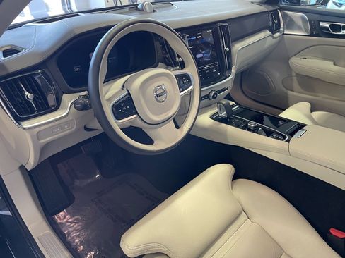 Used 2025 Volvo S60 T8 Ultra w/ Climate Package image 26