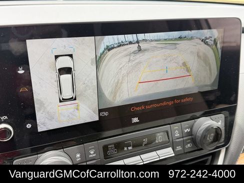 Used 2024 Toyota Grand Highlander AWD image 18