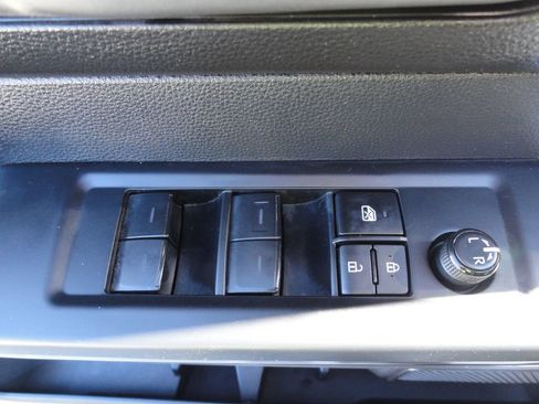 Used 2024 Toyota Tundra SR5 image 31