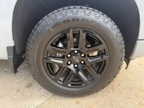 Certified 2024 Chevrolet Silverado 1500 RST AWD/4WD image 12