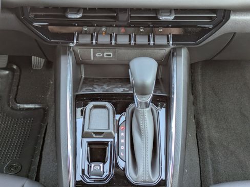 New 2026 GMC Canyon Elevation w/ Convenience Package image 19