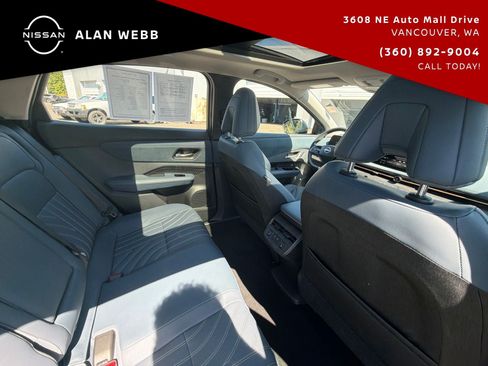 Used 2024 Nissan Ariya AWD image 24