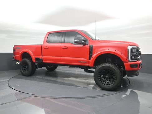 New 2026 Ford F250 Lariat w/ Black Appearance Package AWD/4WD image 11