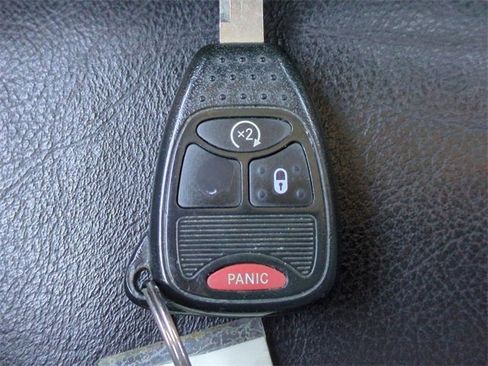 Used 2015 Jeep Wrangler Unlimited Rubicon image 26