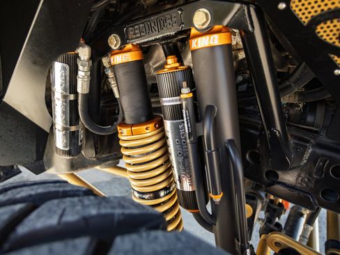 Used 2014 Jeep Wrangler Unlimited Rubicon w/ Connectivity Group image 19