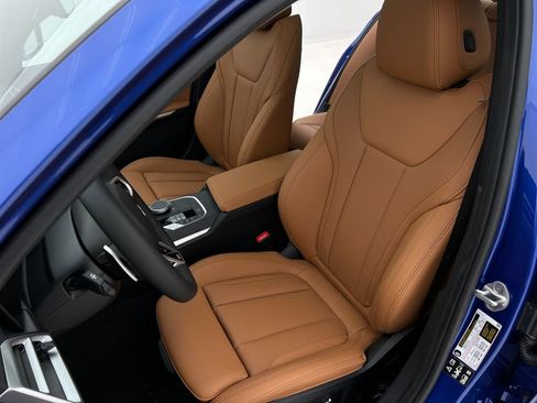 New 2026 BMW 330i xDrive Sedan w/ M Sport Package image 8