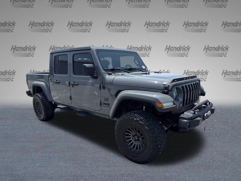 Used 2021 Jeep Gladiator Sport AWD/4WD image 2