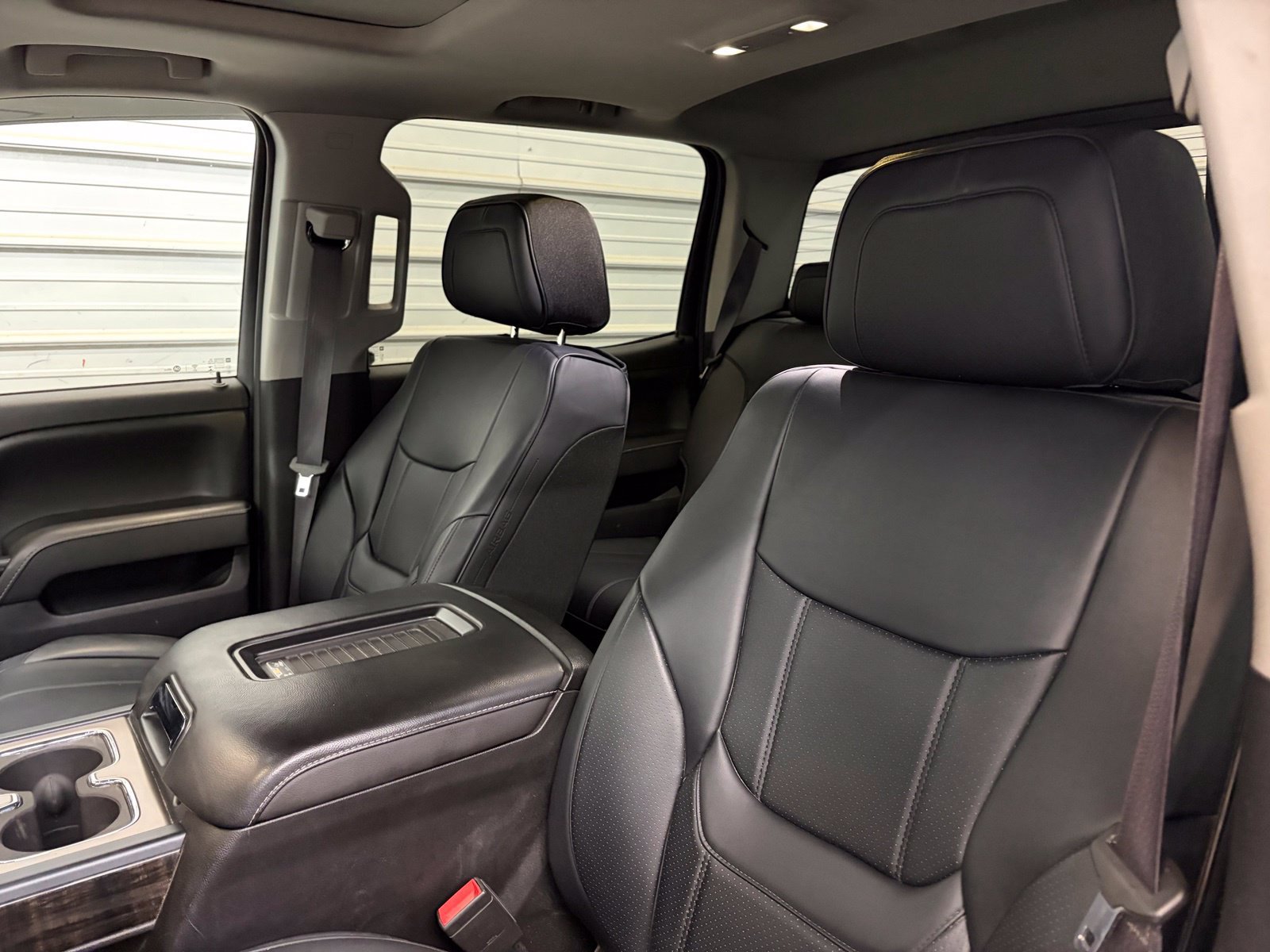 Used 2016 GMC Sierra 3500 Denali w/ Duramax Plus Package AWD/4WD image 13