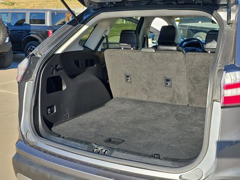 Certified 2024 Ford Edge SEL image 22