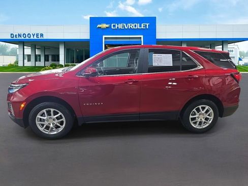 Used 2024 Chevrolet Equinox LT image 10