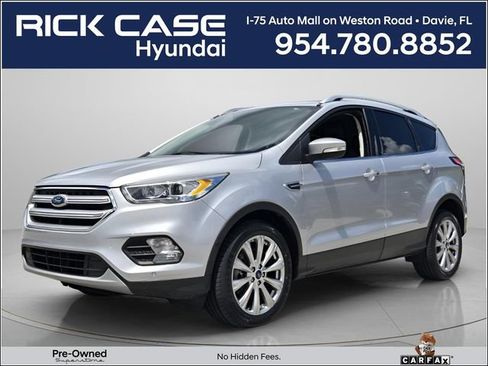 Used 2018 Ford Escape Titanium FWD image 1