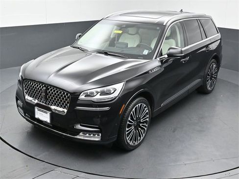 Certified 2023 Lincoln Aviator Black Label image 46