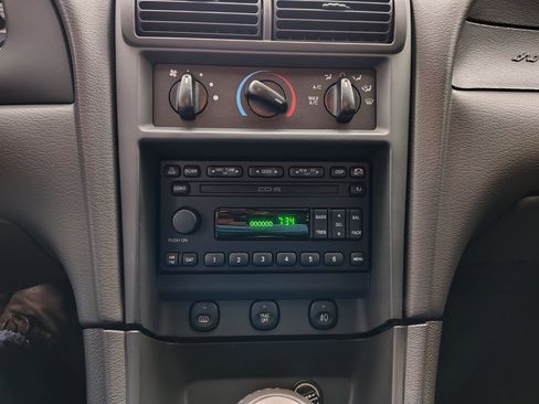 Used 2004 Ford Mustang Cobra image 71