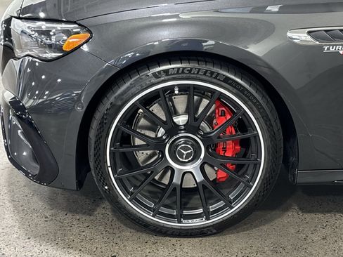 New 2026 Mercedes-Benz E 53 AMG e 4MATIC Sedan image 10