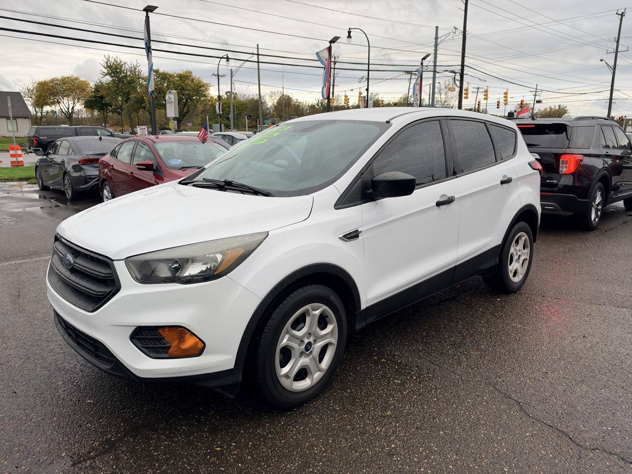 Used 2019 Ford Escape S FWD image 8