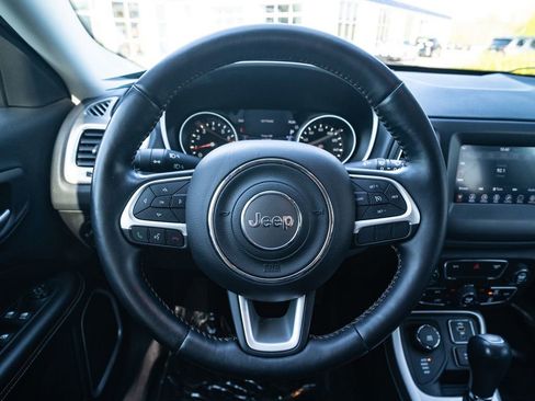 Used 2018 Jeep Compass Latitude w/ Popular Equipment Group image 22