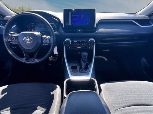 Used 2025 Toyota RAV4 LE FWD image 7