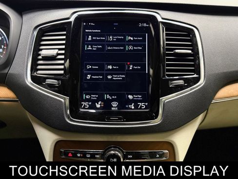 Used 2017 Volvo XC90 T6 Inscription w/ Vision Package image 25