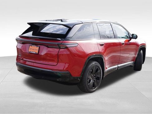 Used 2025 Jeep Wagoneer S Launch Edition image 5