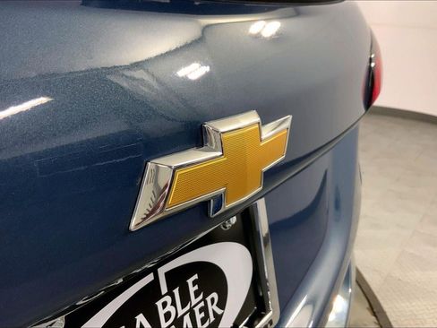 Used 2024 Chevrolet Equinox LT w/ LPO, Floor Liner Package image 29