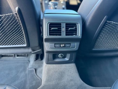 Used 2018 Audi Q5 2.0T Premium Plus w/ Premium Plus Package image 21