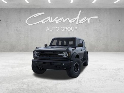 New 2025 Ford Bronco Outer Banks w/ Sasquatch Package image 2