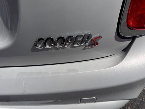 Used 2018 MINI Cooper S FWD image 9