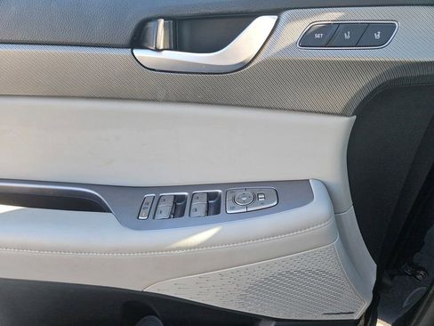 Used 2024 Hyundai Palisade SEL w/ Premium Package image 11