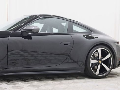 Used 2023 Porsche 911 Carrera T RWD image 3