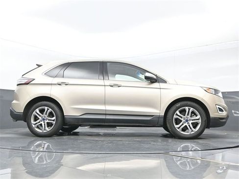 Used 2017 Ford Edge Titanium w/ Equipment Group 301A image 25