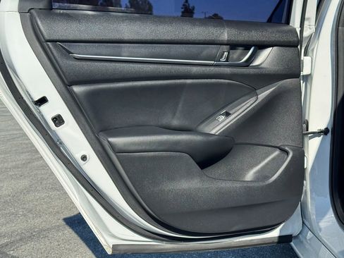 Used 2022 Honda Accord Sport image 24