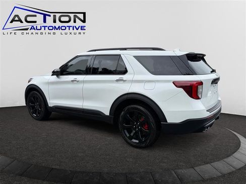 Used 2023 Ford Explorer ST w/ Equipment Group 401A image 6