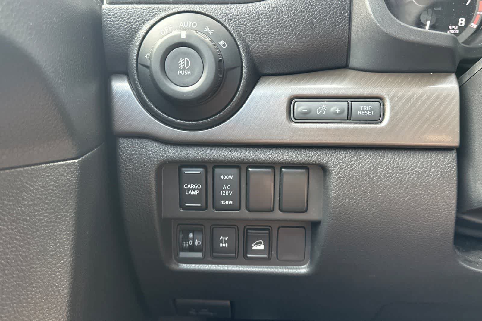 Used 2024 Nissan Titan PRO-4X w/ Pro-4x Utility Package AWD/4WD image 33