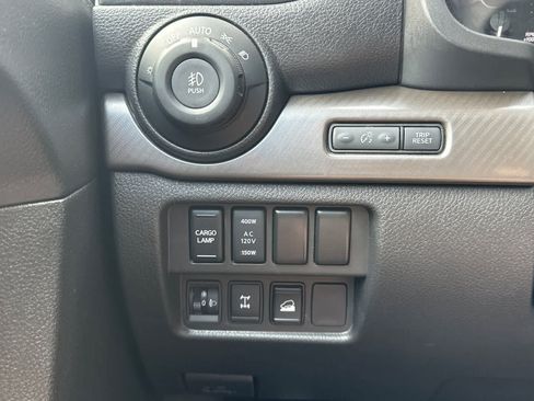 Used 2024 Nissan Titan PRO-4X w/ Pro-4x Utility Package AWD/4WD image 33