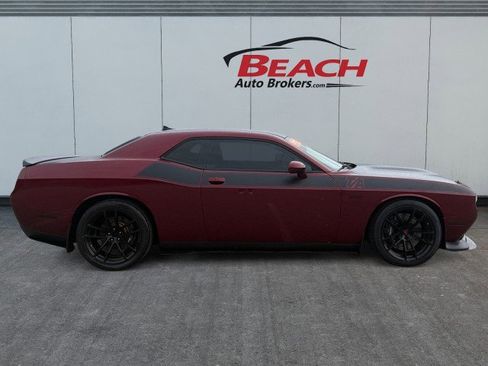 Used 2018 Dodge Challenger T/A image 7