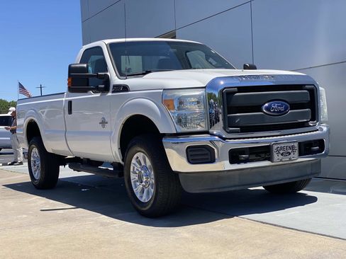 Used 2015 Ford F350 XL w/ XL Appearance Package AWD/4WD image 2