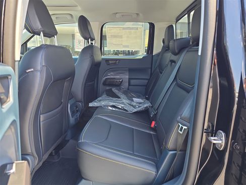 New 2025 Ford Maverick Lobo image 13