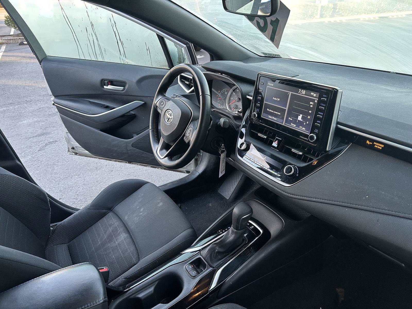 Used 2021 Toyota Corolla SE FWD image 12