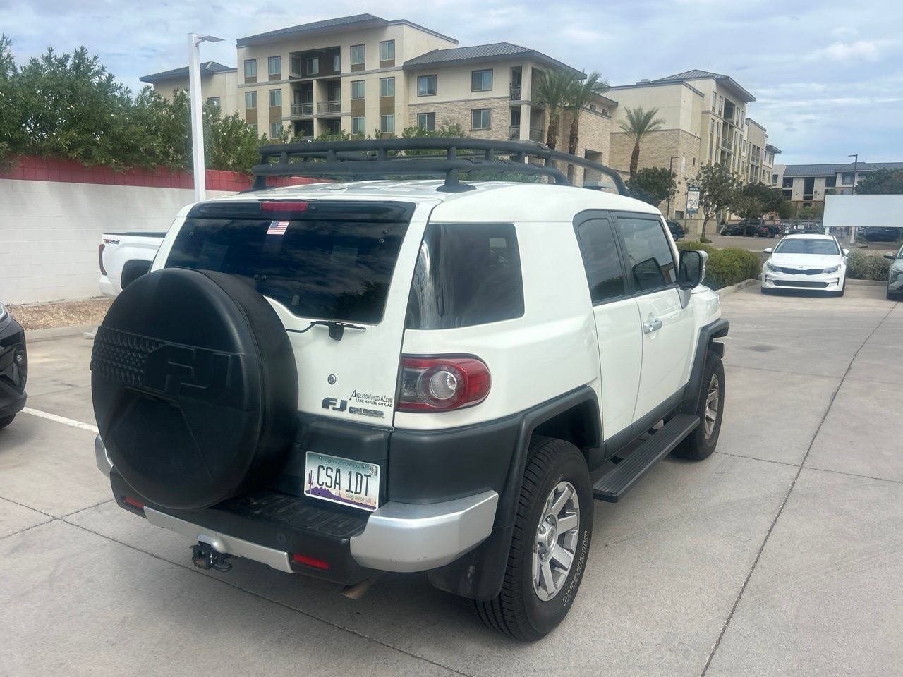 Used 2014 Toyota FJ Cruiser 4WD w/ Upgrade Package image 4