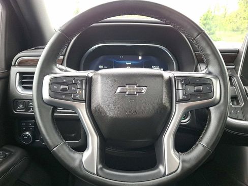 Used 2023 Chevrolet Tahoe Z71 w/ Luxury Package AWD/4WD image 20