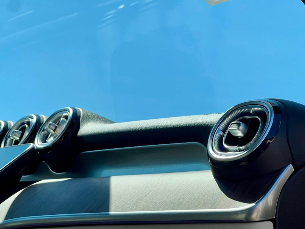 Certified 2026 Mercedes-Benz GLC 300 4MATIC image 19