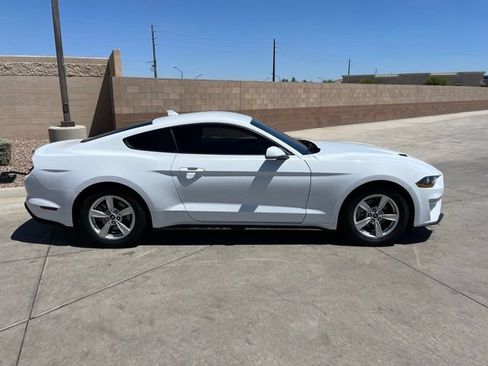 Used 2023 Ford Mustang Coupe RWD image 5