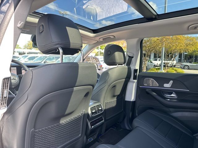 Used 2026 Mercedes-Benz GLS 450 4MATIC image 23