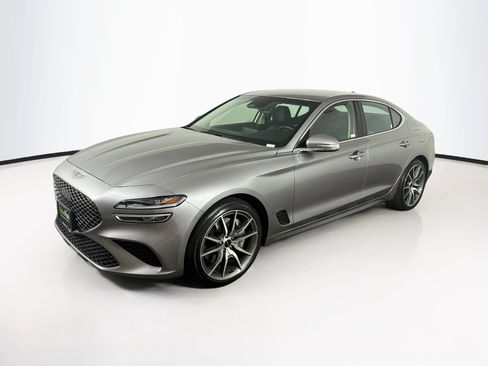 Used 2026 Genesis G70 2.5T RWD image 3