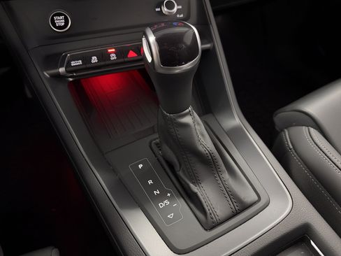 Certified 2024 Audi Q3 2.0T Premium Plus AWD/4WD image 25